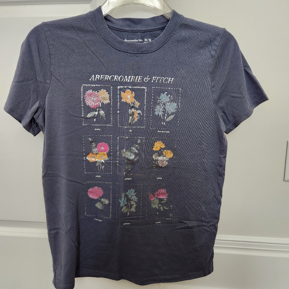 Oversized Cottage Floral T-shirt